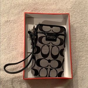 Coach phone wallet/ wristlet